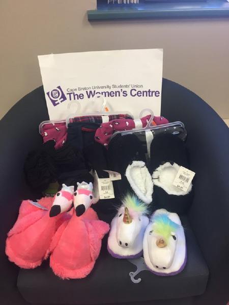 A Good Deed For the Holidays (Holly Schaller) - News The Women s Centre is getting into the holiday spirit!