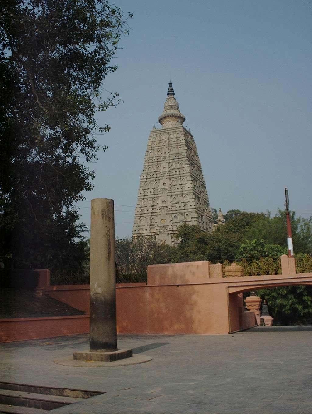 Emperor Asoka s Pillar at Bodh Gaya: The pillar is on the left of the main temple.