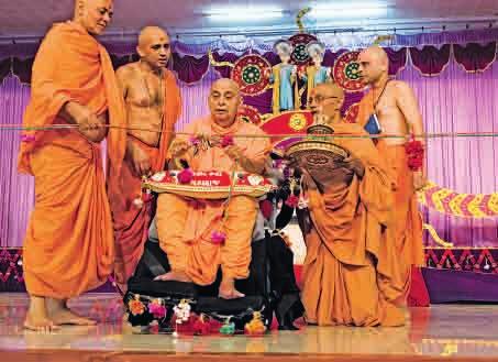 Pramukh Swami Maharaj s Vicharan August to September 2010 Bochasan, Bhavnagar, Sarangpur Swamishri inaugurates the new assembly hall, Bhavnagar u 1-22 Aug.: Bochasan u 23 Aug.