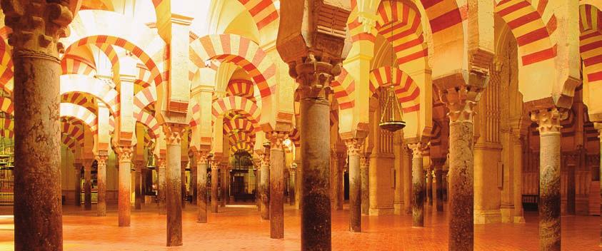 This interior view of the Great Mosque of Córdoba showed a new architectural style. Two tiers of arches support the ceiling. 278 Chapter 10 Mosque used two levels of arches in a style unknown before.