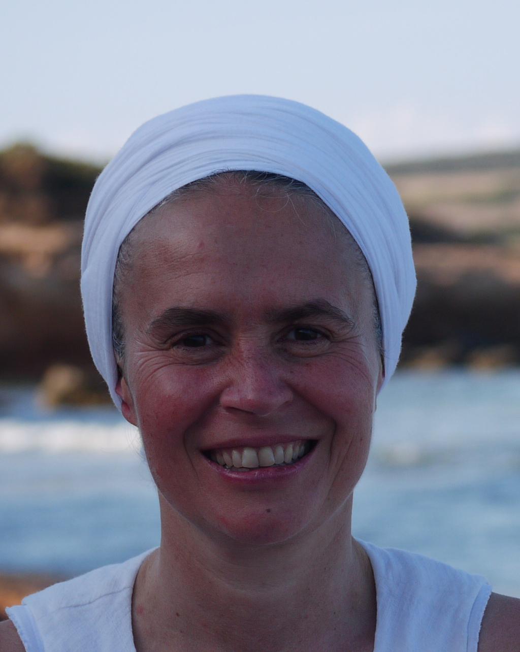 our presence. Satwant currently teaches on several programs in the UK and internationally. Guru Darshan Kaur lives in Hamburg and founded the DEVAH Yoga Center in St Pauli which she led until 2014.