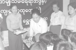 Next, Bago Division (East) USDA Secretary U Saw Maw Tun submitted the annual report. The commander presented prizes to the winners.