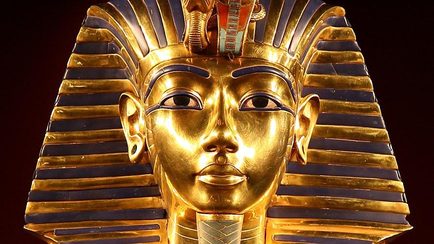 World Leaders: King Tutankhamun By Biography.com Editors and A+E Networks, adapted by Newsela staff on 10.13.16 Word Count 724 The golden funerary mask of King Tutankhamun in the Egyptian Museum.