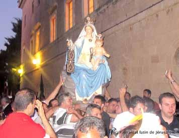 l o v e t h e H O L Y l a n d a n d b e l o v e d P A G E 3 Diocese: Holy Land News Thousands join Our Lady of Mount Carmel procession Haifa - His Beatitude Fouad Twal, Latin Patriarch of Jerusalem,