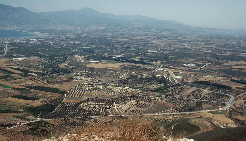 The ancient city of Corinth lay at the foot of the mountain of Acrocorinth, about 3 km inland.