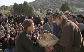 In today s lesson, Jesus disciples come to him at the end of a long day, a day that Jesus had set aside to be alone.