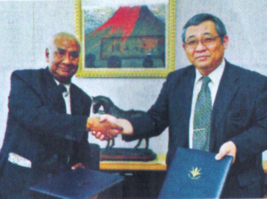 of China LBU and Buddhist Wanshou Temple at Yangming Mountain (China) have signed a Memorandum of Understanding to develop academic relations between the two institutions on 30 January 2011.