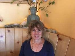 SANGHA SPOTLIGHT Susan Goldberg by Gary Farrell The renowned Buddhist author and teacher Alan Wallace once said in a lecture that those individuals who are attracted to the Vajrayana form of Buddhism