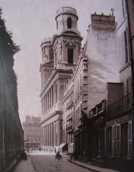 On the right: the façade of the church of Saint-Sulpice.
