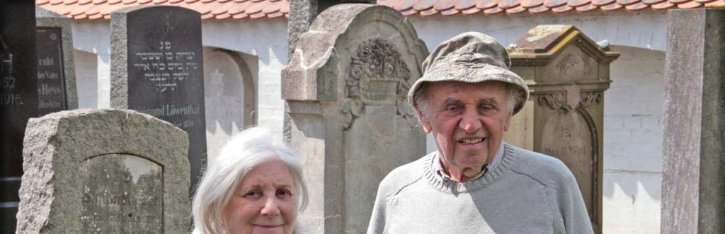 Ruth and Guenther Bechhofer. Ruth and Guenther lead a culturally active life and are well informed in many respects.