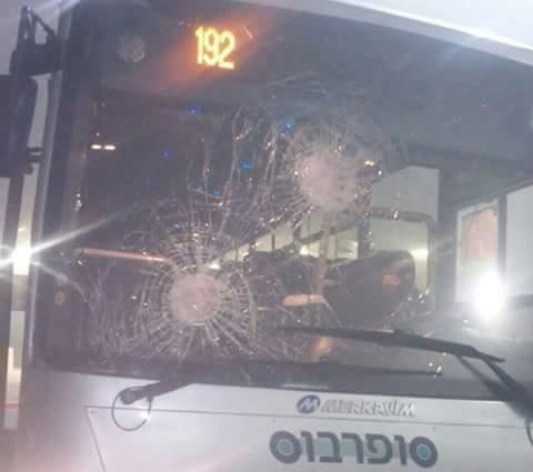 4 Israeli bus attacked with stones near the village of Husan, west of Bethlehem (Palinfo Twitter account, February 18, 2018).