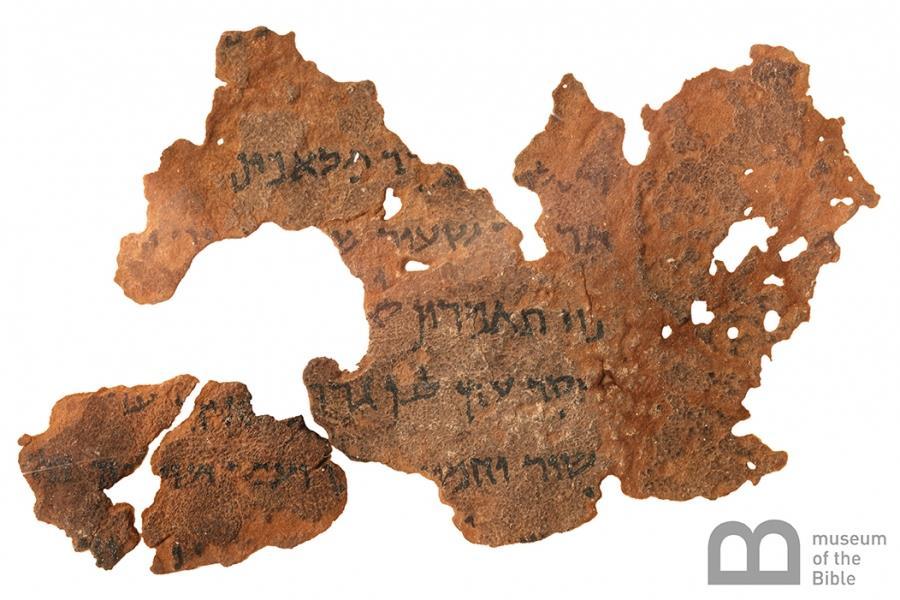 Can One Own the Bible? Cristina Golomoz 1 Dead Sea Scroll fragment from the book of Genesis, Museum of the Bible https://museumofthebible.org/media/museum-collection C an one truly own the Bible?