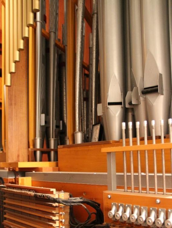 The current Shantz pipe organ was installed in 1970 after three