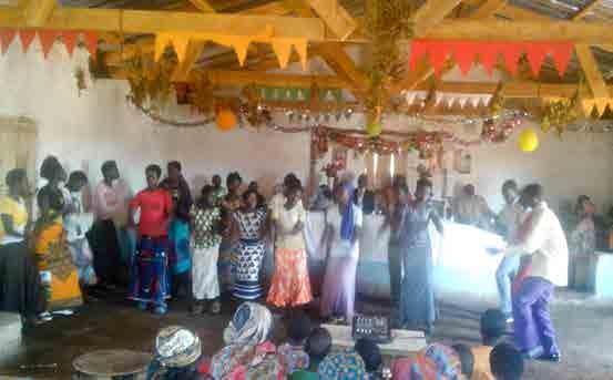 6 Worship singing at Dzaleka Mennonite Brethren Church in Malawi. Watch at /wfs. Photo: Barbara Nkala. dynamite. This is huge explosive power through the Holy Spirit.