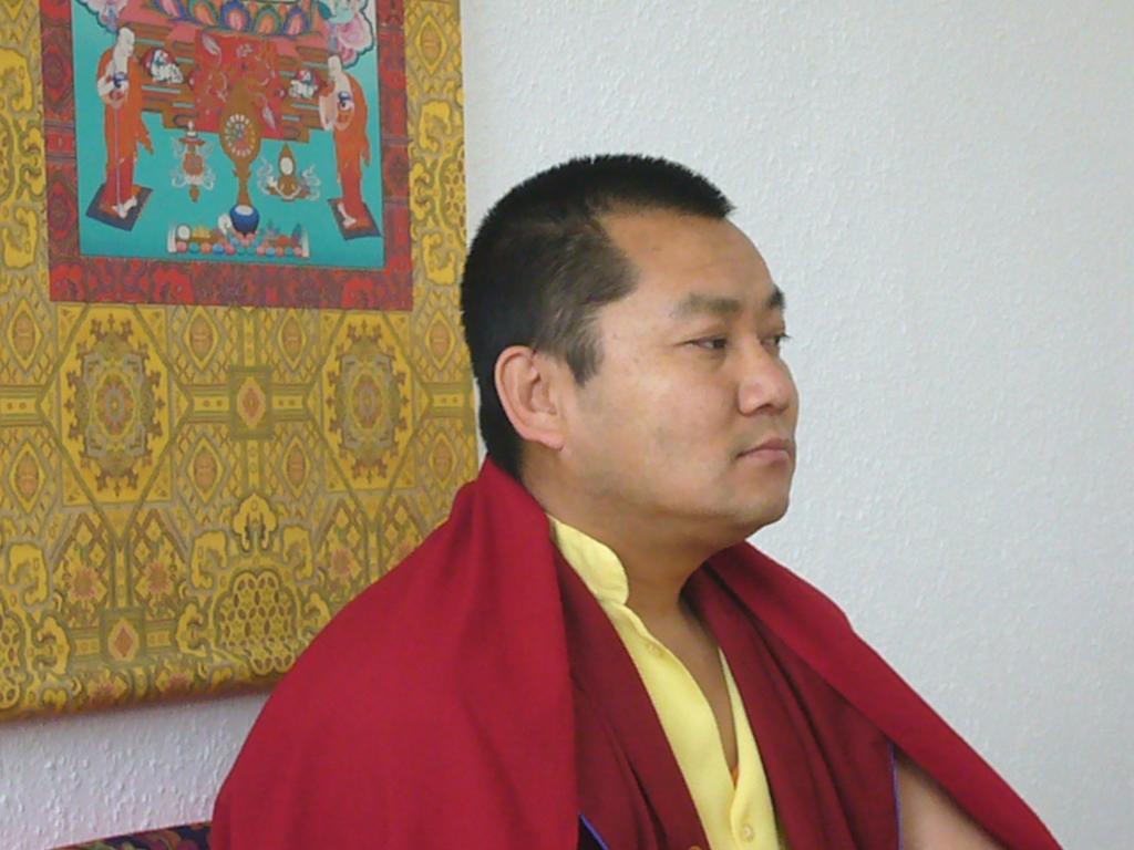Acharya Lama Kelzang Wangdi A Commentary on The Essential Points of Creation and Completion that will Benefit the Beginner who has Entered the Path, composed by Jamgon Kongtrul Lodrö Thaye the Great