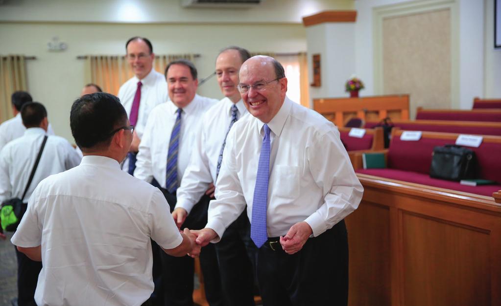 LOCAL NEWS General Authorities Visit the Philippines T Bacolod Approximately one thousand members of the Bacolod Philippines Stake gathered in a special stake conference presided by Elder Quentin L.