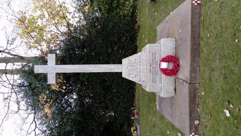 NEWS FROM BREDFIELD REMEMBRANCE SUNDAY, 12 TH NOVEMBER Many thanks to Rev Hugh Hawes for leading the combined Church and Chapel service on Remembrance Sunday.