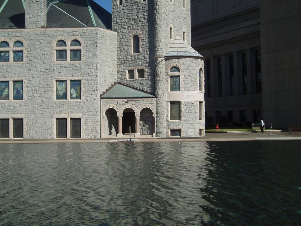 Reflecting Pool Access Barrier