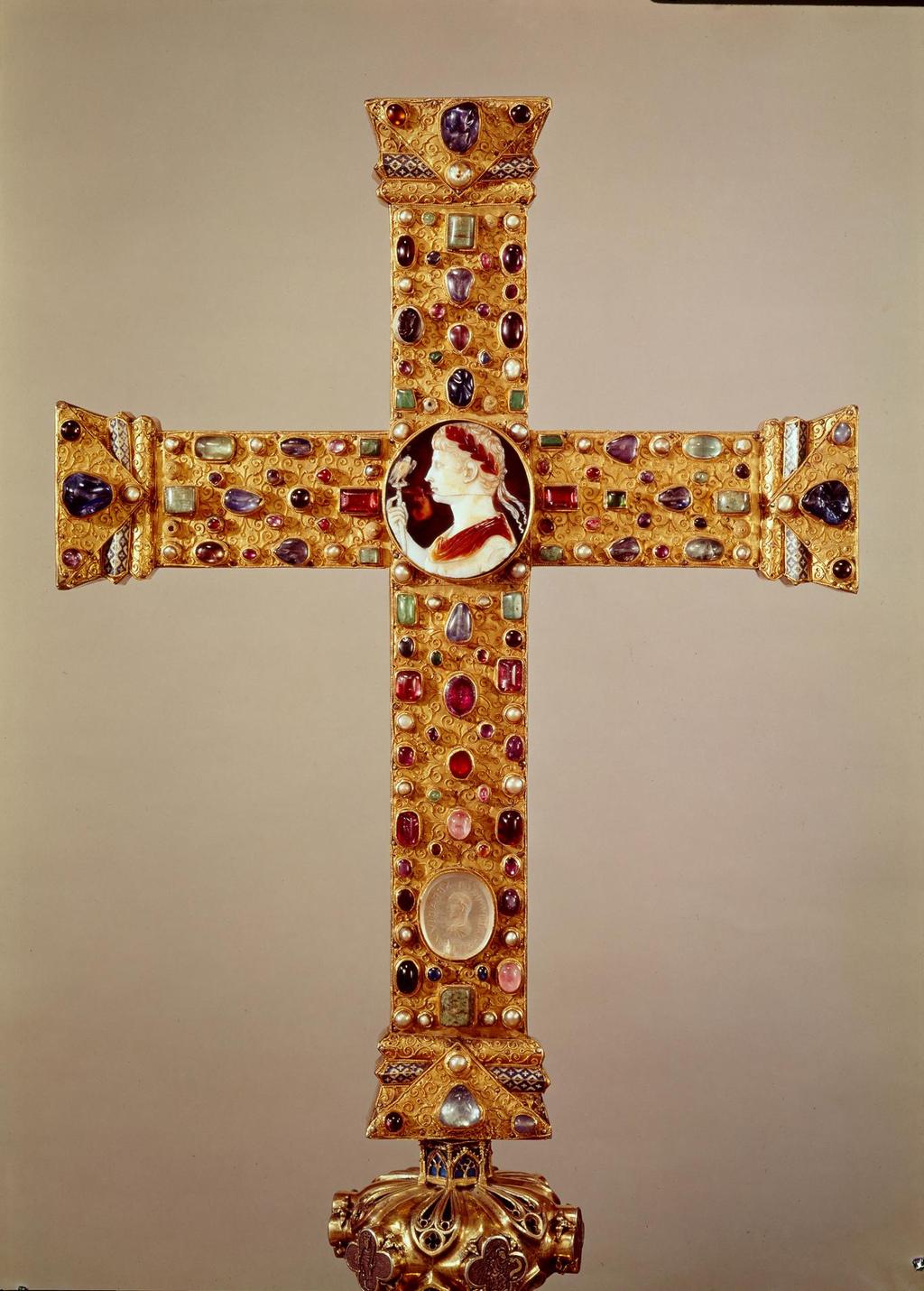 Garrison Figure 5. Lothar Cross, jeweled side ( Front ), c. 1000, gold, gilt silver and gems over a wood core, 49.8 cm x 38.8 cm x 2.3 cm.