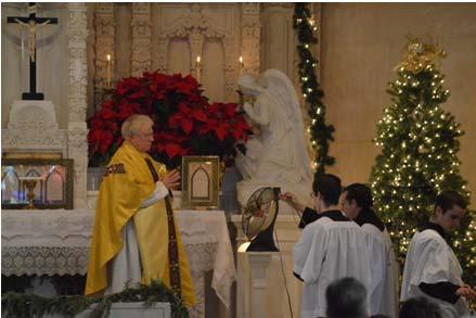 Below are few photos from the Feast of the Most Holy Name of Jesus