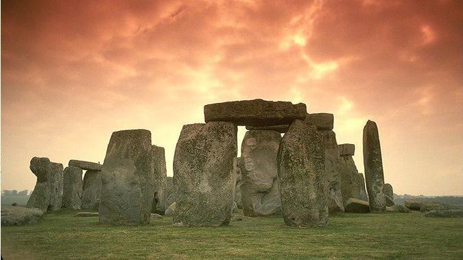 STONEHENGE BY RIO ALMA, Manila/England Objectives: Explain how element and genre come