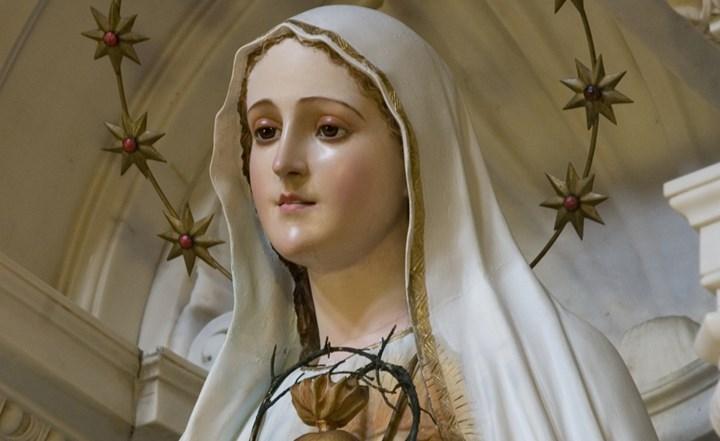 Twenty-seventh Sunday in Ordinary Time October 8, 2017 Our Lady of Fatima, pray for us. QUEEN OF APOSTLES C AT H O L I C C H U RC H 4401 Sano Street, Alexandria, VA 22312 (703) 354-8711 www.