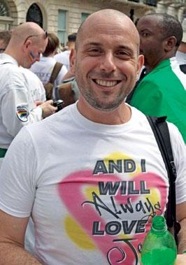 Organisational development and sustainability Neil at Pride in London Dalia Fleming Organisational structure KeshetUK is now in the second year of its JHub residency, the Jewish social action hub in