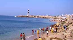BET DWARKA Located around 30 km from the main town of Dwarka Beyt Dwarka is a small island and was the main port in