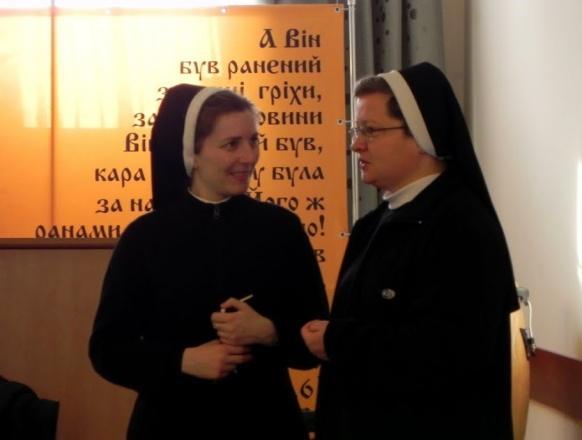 Via Nazareth Rome, June 2013 Nr 22 A Meeting of the Sisters in the Ukraine M.