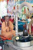 Sivaratri 26 th 27 th February Throughout the night of Sivaratri the proficient pandits from Varanasi conducted Rudrabhishek to