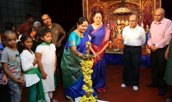 Anu Visweswaran at Bhavan as a part of Dasara celebration