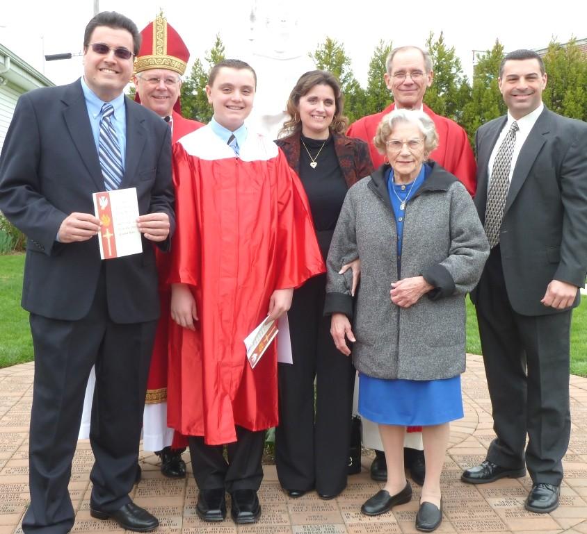 clairvaux chronicle ConFIrmatIon at St BErnarD S 2011 Bishop Peter Libasci presided It was a truly beautiful day for all.