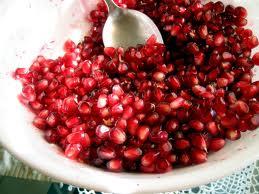 Thus decoction of dried pomegranate seeds, fresh pomegranate juice or eating a whole pomegranate on empty stomach in the morning proved to be a miracle cure for cardiac patients.