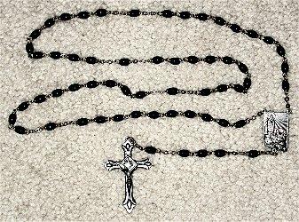 Rosary Beads Rosary Beads Even the "standard" rosary chaplet comes in multiple forms. The forms I have appear here.