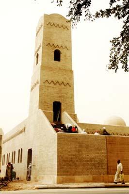 01 m span Minaret