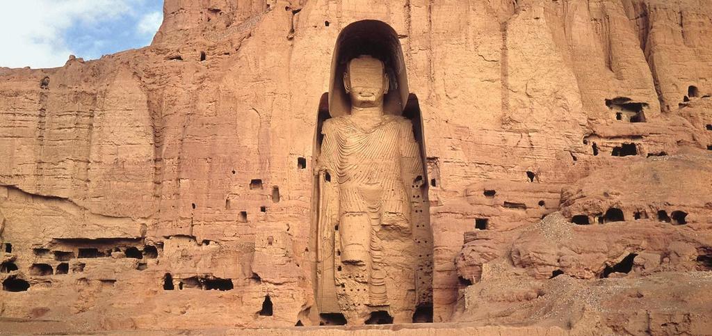Buddha Bamiyan, Afghanistan Located between India and Central Asia 400-800 CE Cut rock with