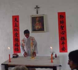 Catholics number around 300, while there are many latchkey children numbering as high as over 6,000. Did you know? The villagers of Xian Gou had been fundraising for a new chapel since early 2000.