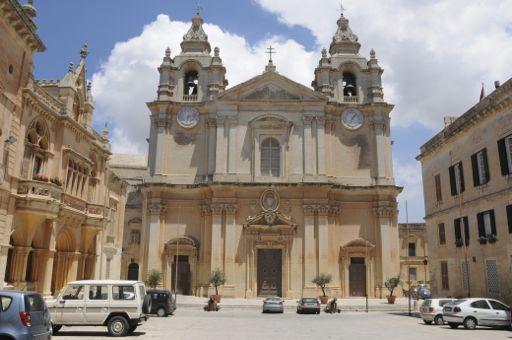 St.$Paul s$cathedral,$malta.$ St.&Paul&is&the&patron&saint&of&Malta&and&Roman&Catholicism&is&the&official&state&religion.