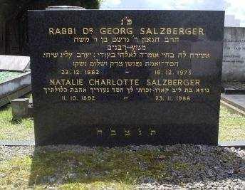 Rabbi Dr Georg Salzberger 23.12.1882 18.12.1975 Row 137, Position 17. Rabbi Dr Salzberger was born in Ulm. His father was a rabbi. The family moved to Erfurt when he was 3 years old.