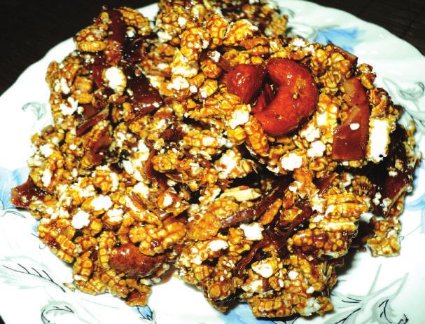 Kora Khai becomes perfect blend of taste in combination with puffed rice.