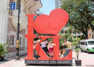 b [OUTDOOR] SATURDAY NOON program [Select ONE from either Indoor or Outdoor Program] 2pm 5pm 28 November 2015, Saturday 5 6 7 [OUTDOOR] [OUTDOOR] KL City Highlights Tour Our in-house guide will lead