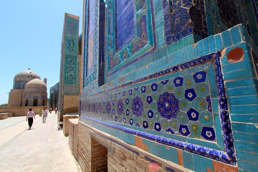 024 Shah-i-Zinda, Samarkand, Uzbekistan. This complex has many Mausoleums, mainly of the 9th to the 14th centuries.