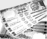 RBI concerned over inflow of fake currency Reserve Bank of India, Governor Y V Reddy asked all banks to take stringent measures for preventing circulation of fake currency notes that can jeopardise