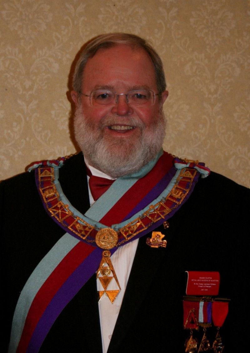 GRAND FIRST PRINCIPAL GRAND CHAPTER OF ROYAL ARCH MASONS OF MANITOBA 2007-2008 MOST EXCELLENT COMP LAWRENCE McINNES M. EX COMPANION LAWRENCE McINNES Q.C. BIOGRAPHY Lawrence McInnes was born in Winnipeg Manitoba and married to his late wife Donna in 1974.