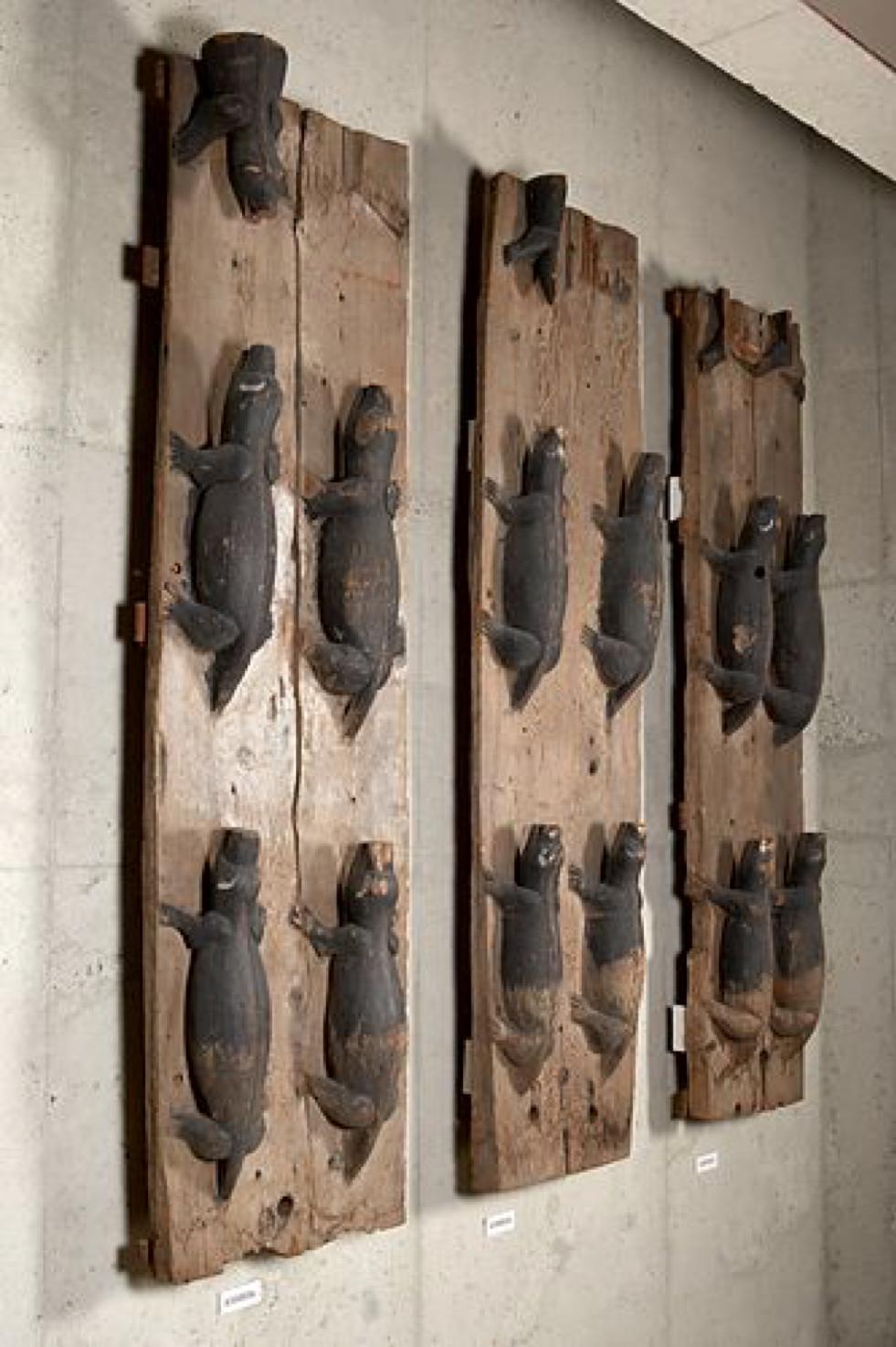 The carvings on their house-posts did not represent crests, as in the gabled dwellings of northern British Columbia,