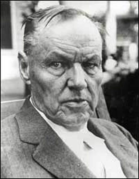 Clarence Darrow was 68 when he agreed to act as John Scopes' defense attorney.