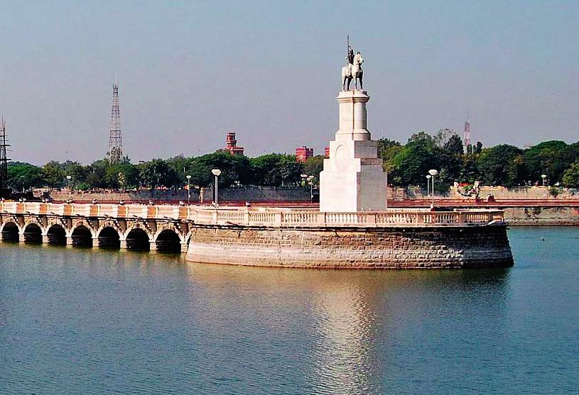 A view of Lakhota Lake, Jamnagar constructed a fortress wall surrounding the town with giant entrance doors. The king changed the image of the town, giving it the popular title Paris of Saurashtra.