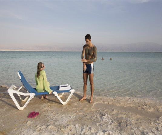 yourself with the mineral rich, therapeutic Dead Sea mud.