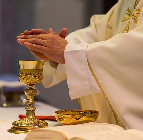 Should a questionable person present him/herself to receive the Eucharist, they are to be given it at that time. Any questions of propriety or scandal, should be referred to the pastor after Mass.