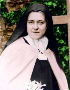 THÉRÈSE OF LISIEUX Feast Day: October 1 Canonized: May 17, 1925 Beatified: April 29, 1923 Venerated: August 14, 1921 In 1873, Thérèse was born in the small French town of Alencon and was raised in a